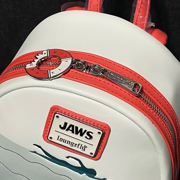 Loungefly Jaws Universal Studios exclusive Mini Backpack - Picture 4 of 9